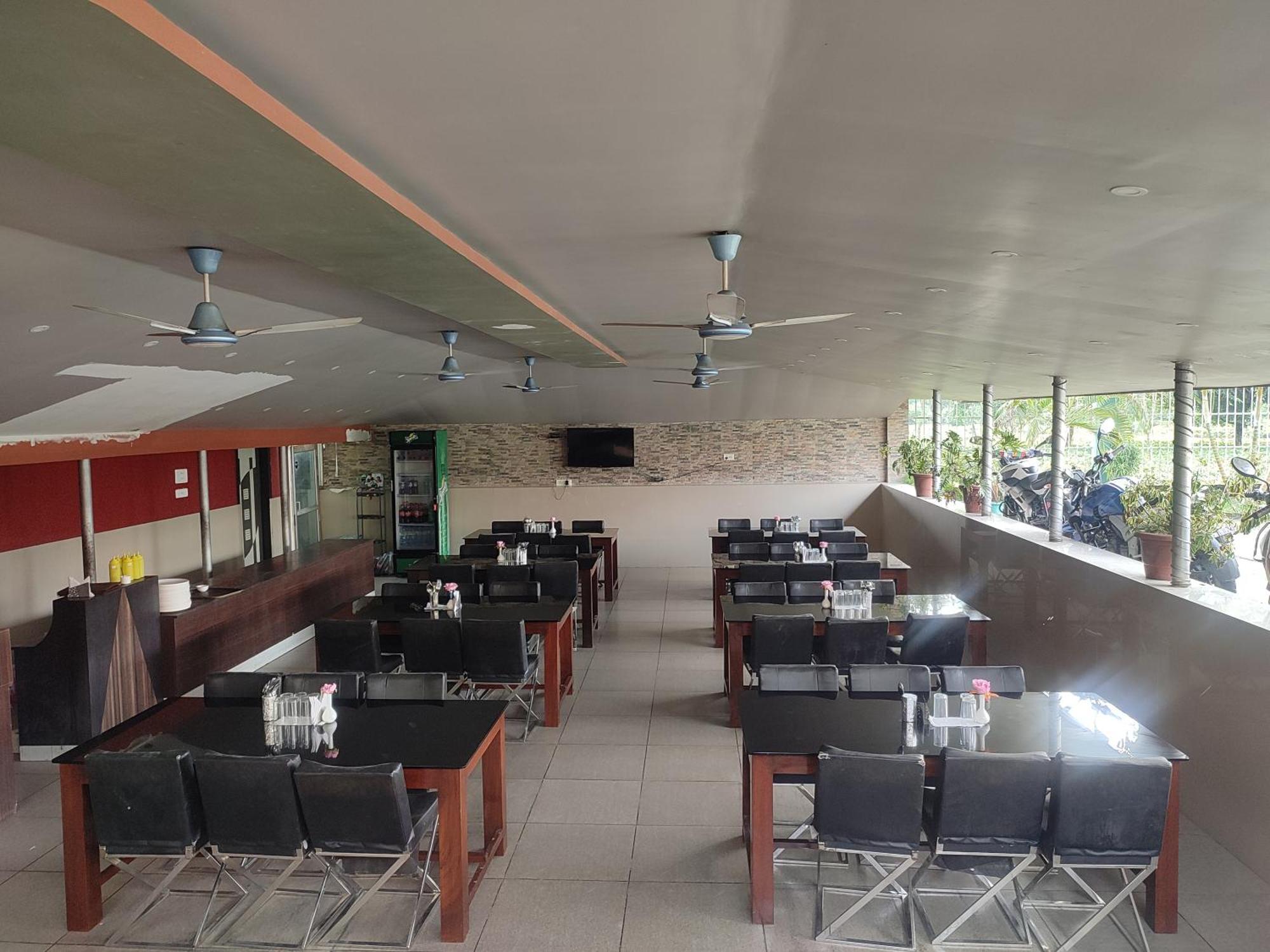 Maa Greenary View - A Holiday Resort Alipur Duar Bagian luar foto