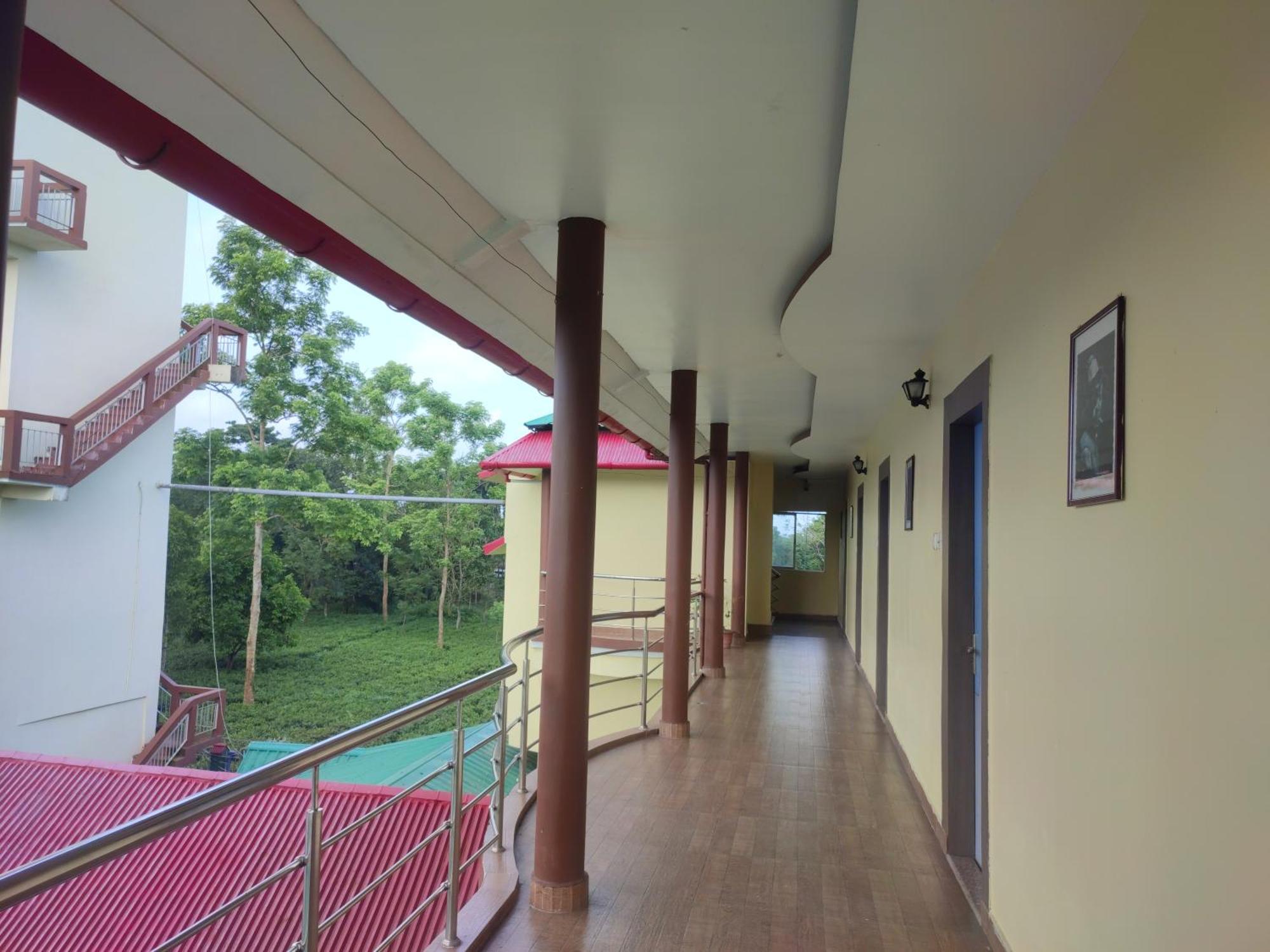 Maa Greenary View - A Holiday Resort Alipur Duar Bagian luar foto