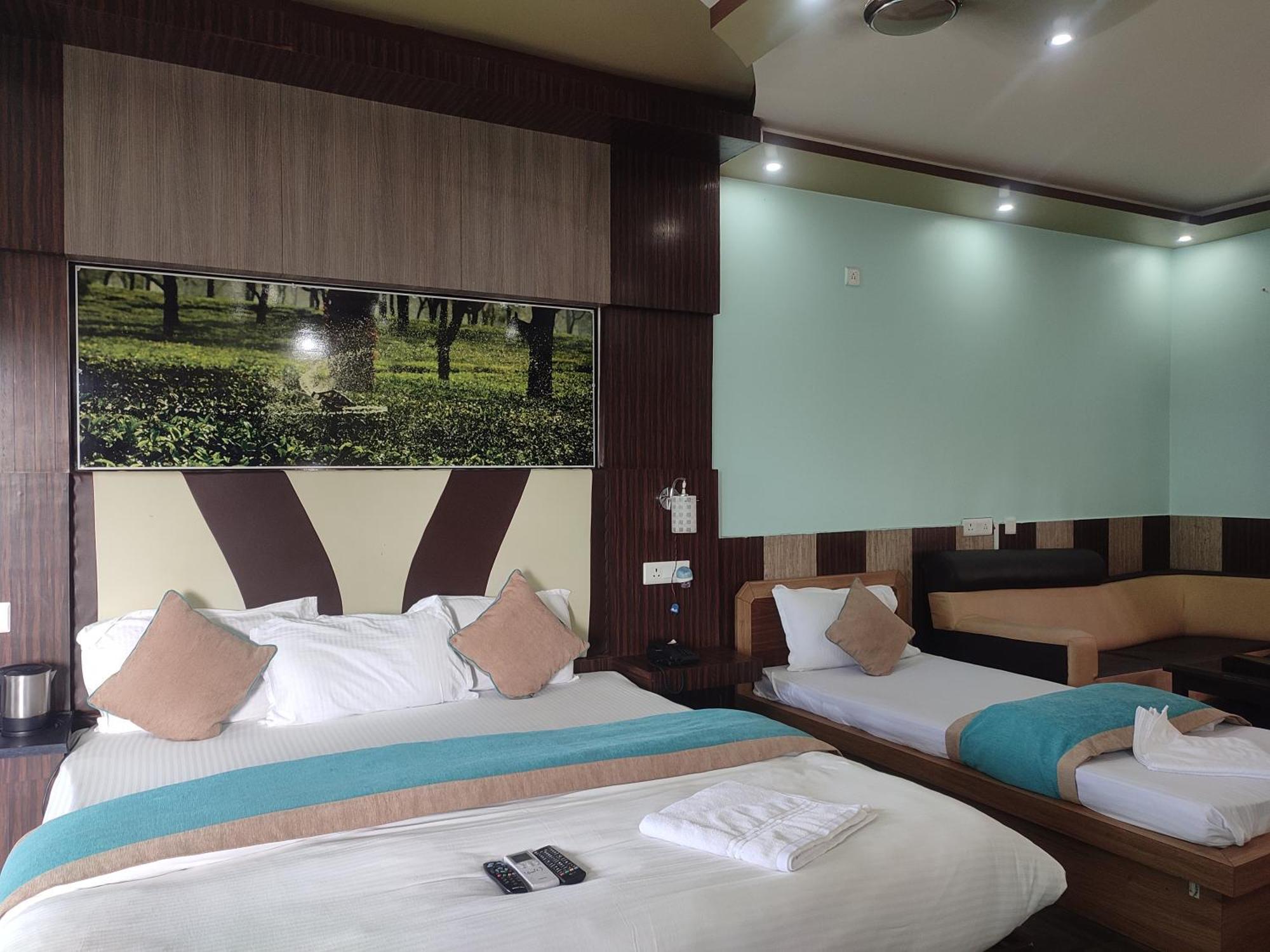 Maa Greenary View - A Holiday Resort Alipur Duar Bagian luar foto