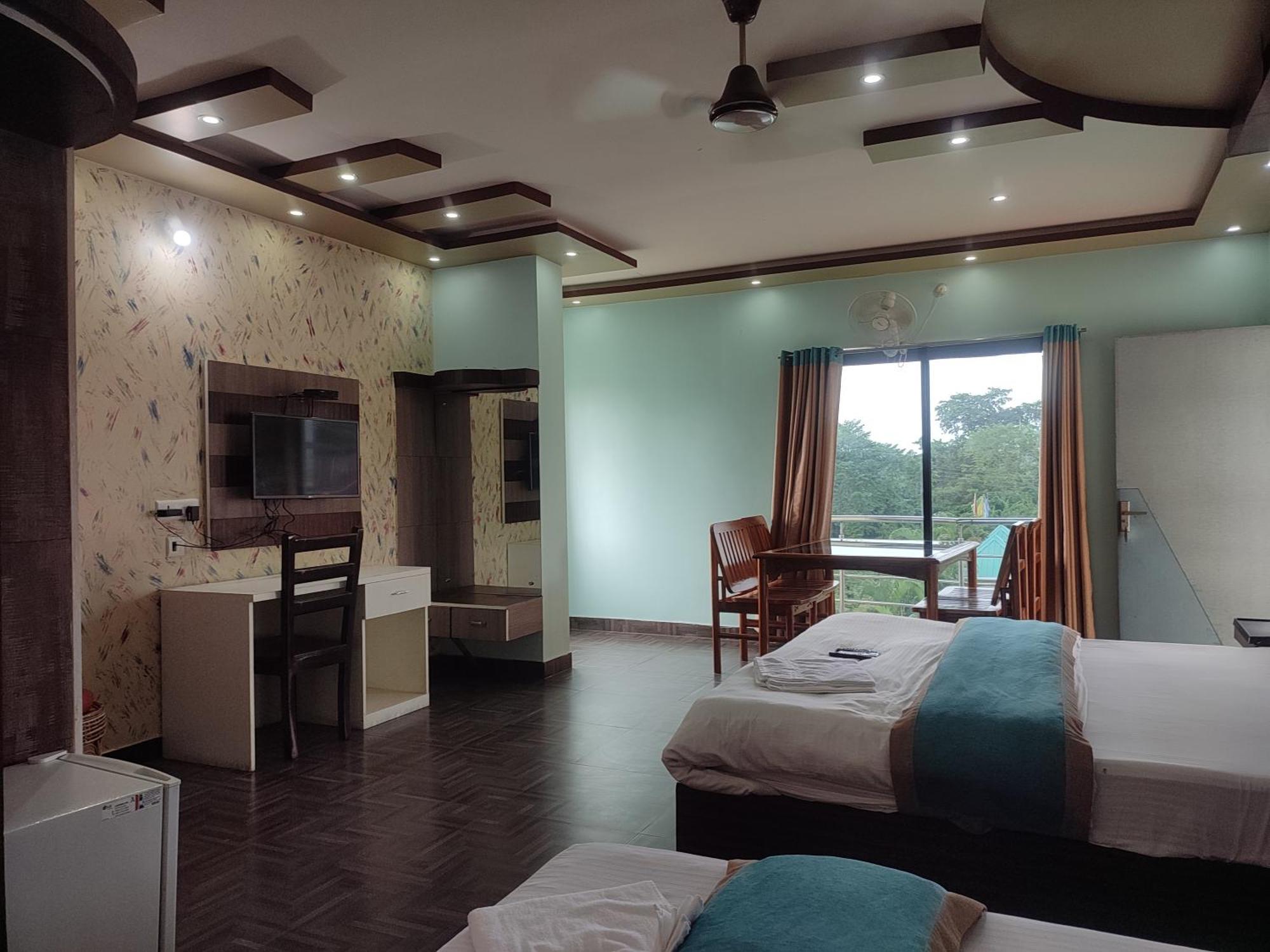 Maa Greenary View - A Holiday Resort Alipur Duar Bagian luar foto